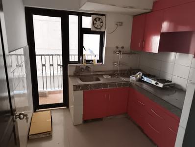 Kitchen Image of 1040 Sq.ft 2 BHK Apartment / Flat for rent in Logix Blossom County, Sector 137 Noida for Rs. 30000