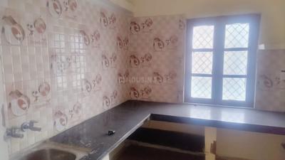 Kitchen Image of 600 Sq.ft 2 BHK Builder Floor for rent in Gumaniwala Rishikesh for Rs. 8000