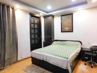 Bedroom Image of 2000 Sq.ft 3 BHK Builder Floor for sale in Safdarjung Enclave New Delhi for Rs. 50000000
