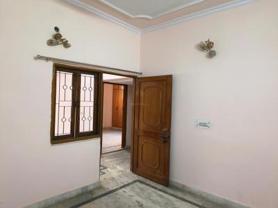 Bedroom Image of 1650 Sq.ft 3 BHK Builder Floor for sale in Vaishali Ghaziabad for Rs. 11000000