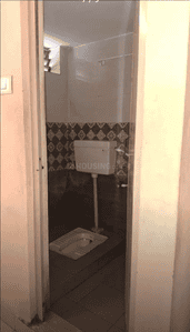 Bathroom Image of 540 Sq.ft 1 RK Independent House for rent in Malkajgiri Secunderabad for Rs. 5500