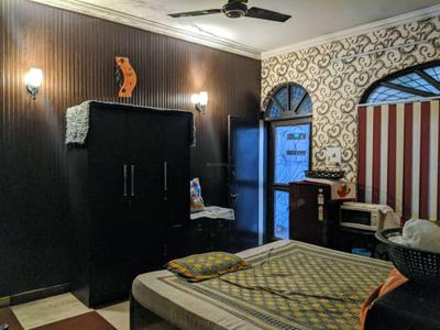 Bedroom Image of 3200 Sq.ft 10 BHK Independent House for sale in Rabindra Palli Colony Lucknow for Rs. 38000000