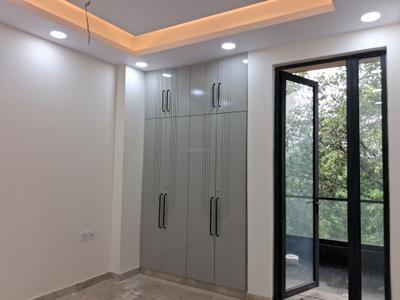Bedroom Image of 2250 Sq.ft 4 BHK Builder Floor for sale in Paschim Vihar New Delhi for Rs. 42000000