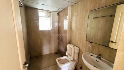 Bathroom Image of 1288 Sq.ft 3 BHK Apartment / Flat for rent in Thazhambur Chennai for Rs. 29000