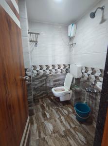 Bathroom Image of 1720 Sq.ft 3 BHK Apartment / Flat for sale in Vastral Ahmedabad for Rs. 9100000