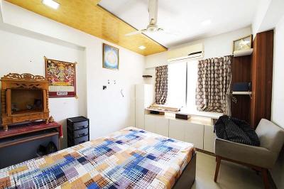 Bedroom Image of 1890 Sq.ft 3 BHK Apartment / Flat for sale in Popular Paradise, Gota Ahmedabad for Rs. 11600000