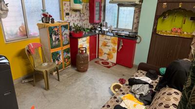 Living Room Image of 450 Sq.ft 1 BHK Builder Floor for rent in Haltu Kolkata for Rs. 15000