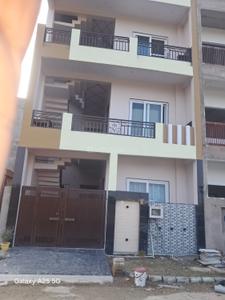 Image of 1050 Sq.ft 3 BHK Independent House for rent in Gosainganj, Lucknow for Rs. 14000