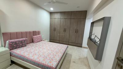 Bedroom Image of 1400 Sq.ft 3 BHK Apartment / Flat for sale in Santacruz West Mumbai for Rs. 67500000