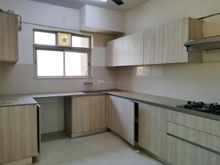 Lake Enclave Main Image 1