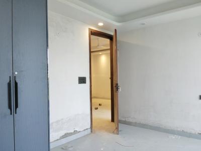 Bedroom Image of 1350 Sq.ft 3 BHK Apartment / Flat for sale in Satbari New Delhi for Rs. 12000000