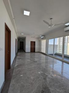 3.5 BHK Flat
