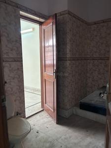 Bathroom Image of 3000 Sq.ft 3 BHK Builder Floor for rent in Sector 16 Faridabad for Rs. 35000