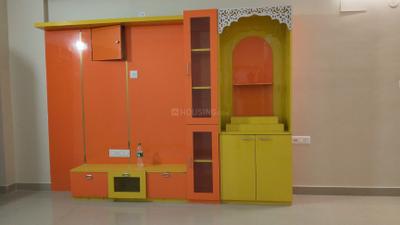 Living Room Image of 1200 Sq.ft 3 BHK Apartment / Flat for rent in Chinar Park Kolkata for Rs. 25000