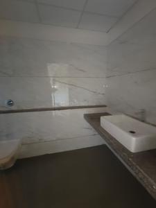 Bathroom Image of 3300 Sq.ft 4 BHK Apartment / Flat for sale in Vastrapur Ahmedabad for Rs. 36000000