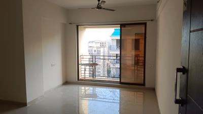 Living Room Image of 1100 Sq.ft 2 BHK Apartment / Flat for rent in Swaraj Kingston, Ulwe Navi Mumbai for Rs. 40000