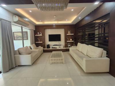 Hall Image of 3850 Sq.ft 4 BHK Apartment / Flat for sale in Ambawadi Ahmedabad for Rs. 32000000