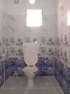 Common Bathroom Image of 730 Sq.ft 2 BHK Apartment / Flat for sale in Rajarhat Kolkata for Rs. 2100000