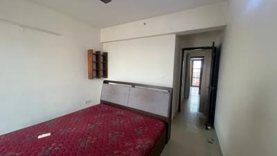 Bedroom Image of 1400 Sq.ft 2.5 BHK Apartment / Flat for rent in Logix Blossom County, Sector 137 Noida for Rs. 43000
