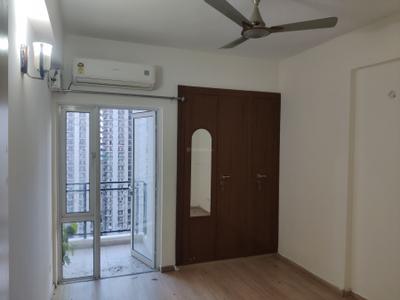 Bedroom Image of 1656 Sq.ft 3 BHK Apartment / Flat for rent in DLF Capital Greens Phase 1 And 2, Karampura New Delhi for Rs. 62000