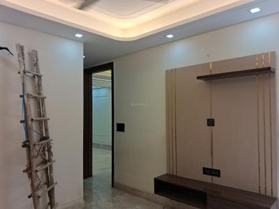 Bedroom Image of 1350 Sq.ft 3 BHK Builder Floor for sale in Paschim Vihar New Delhi for Rs. 25000000