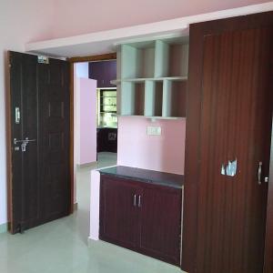 Bedroom Image of 1200 Sq.ft 2 BHK Builder Floor for rent in Shanthi Nagar West Hosur for Rs. 14000