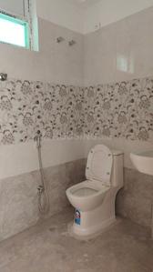 Bathroom Image of 800 Sq.ft 1 BHK Apartment / Flat for rent in Kondapur Hyderabad for Rs. 25000