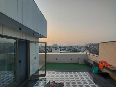 Balcony Image of 2016 Sq.ft 3 BHK Builder Floor for sale in  RWA Defence Colony Block A, Defence Colony New Delhi for Rs. 140000000