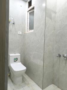 Common Bathroom Image of 950 Sq.ft 2 BHK Builder Floor for sale in Indirapuram Ghaziabad for Rs. 6500000