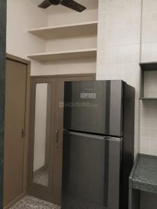Kitchen Image of 450 Sq.ft 1 RK Apartment / Flat for rent in Santacruz West Mumbai for Rs. 70000