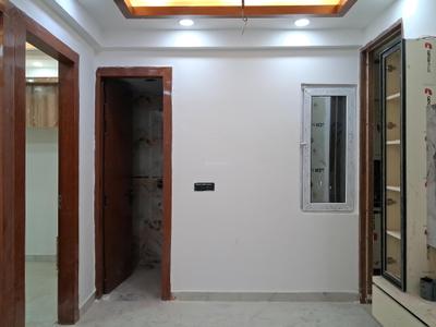 Living Room Image of 1000 Sq.ft 2 BHK Apartment / Flat for sale in Sector 72 Noida for Rs. 3900000