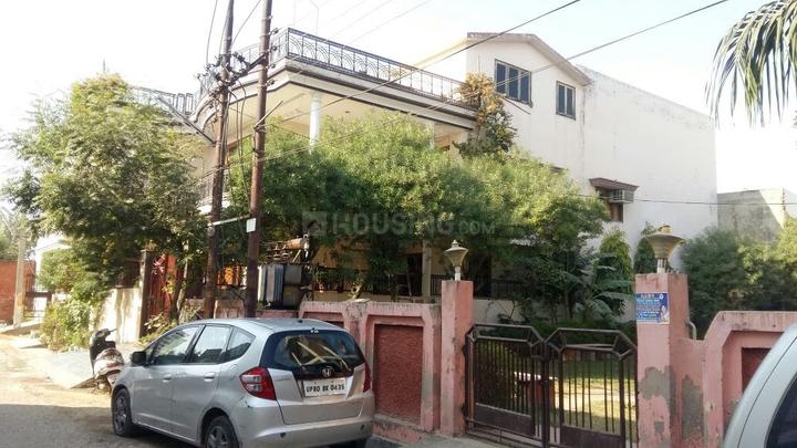 Dayal Bagh Main Image 1