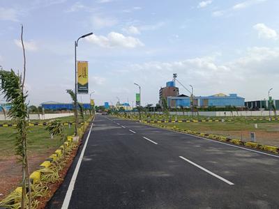 Image of 700 Sq.ft Residential Plot / Land for sale in Red Hills, Chennai for Rs. 2560000
