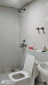 Bathroom Image of 800 Sq.ft 2 BHK Apartment / Flat for sale in Logix Blossom Zest, Sector 143 Noida for Rs. 5500000