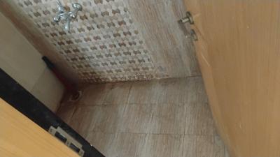 Bathroom Image of 600 Sq.ft 1 BHK Apartment / Flat for rent in Mittal Sun Universe, Narhe Pune for Rs. 18000