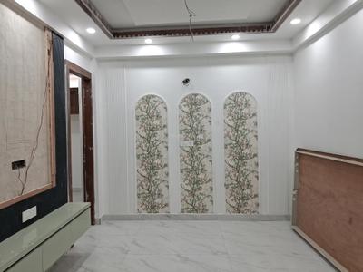 Living Room Image of 1500 Sq.ft 3 BHK Apartment / Flat for sale in Sector 72 Noida for Rs. 5000033