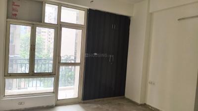 Bedroom Image of 1785 Sq.ft 3 BHK Apartment / Flat for rent in Kingswood Court, Crossings Republik Ghaziabad for Rs. 24000