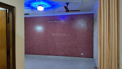 Living Room Image of 2000 Sq.ft 3.5 BHK Apartment / Flat for rent in Purvanchal Sanchar Vihar, Sector 62 Noida for Rs. 40000