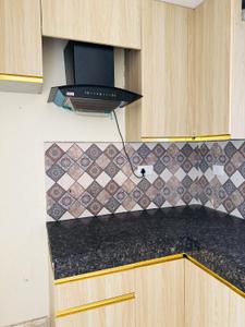 Kitchen Image of 1081 Sq.ft 3 BHK Apartment / Flat for sale in Signature Global Park V, Sector 36 Sohna for Rs. 9500000