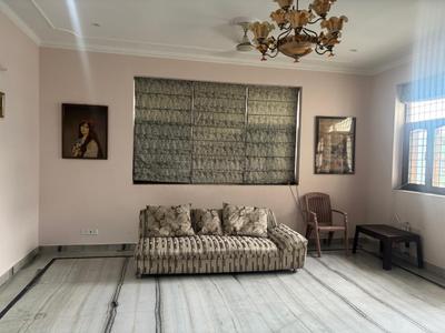 Bedroom Image of 3000 Sq.ft 2 BHK Builder Floor for rent in Sector 46 Gurgaon for Rs. 50000