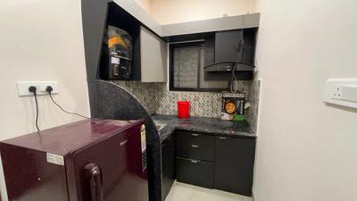 Kitchen Image of 1500 Sq.ft 1 BHK Builder Floor for rent in Mahalakshmi Nagar Indore for Rs. 19000