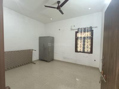 Bedroom Image of 850 Sq.ft 2 BHK Duplex for rent in Suryalok Colony Agra for Rs. 10500