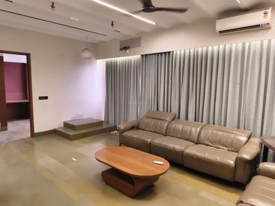 Living Room Image of 2709 Sq.ft 3 BHK Apartment / Flat for sale in Naranpura Ahmedabad for Rs. 27000000