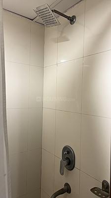 Bathroom Image of 671 Sq.ft 1 BHK Apartment / Flat for rent in Assotech Cabana, Indirapuram Ghaziabad for Rs. 25000