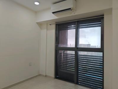 Bedroom Image of 1078 Sq.ft 2.5 BHK Apartment / Flat for sale in Lodha New Cuffe Parade, Sion Mumbai for Rs. 35500000