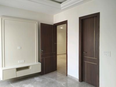 Bedroom Image of 1800 Sq.ft 3 BHK Builder Floor for sale in Pitampura New Delhi for Rs. 40000000