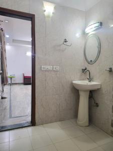 Common Bathroom Image of 1000 Sq.ft 2 BHK Builder Floor for rent in Chhattarpur New Delhi for Rs. 27000