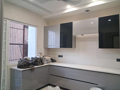 Kitchen Image of 1800 Sq.ft 3 BHK Builder Floor for sale in Paschim Vihar New Delhi for Rs. 37600000
