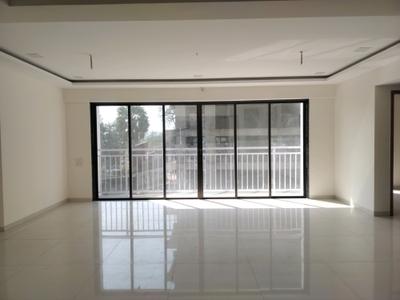 Living Room Image of 2200 Sq.ft 3 BHK Apartment / Flat for sale in Delta, Kharghar Navi Mumbai for Rs. 39500000