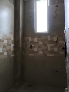 Common Bathroom Image of 1030 Sq.ft 2 BHK Apartment / Flat for sale in Aarambh Heights, Surajpur Greater Noida for Rs. 4805670